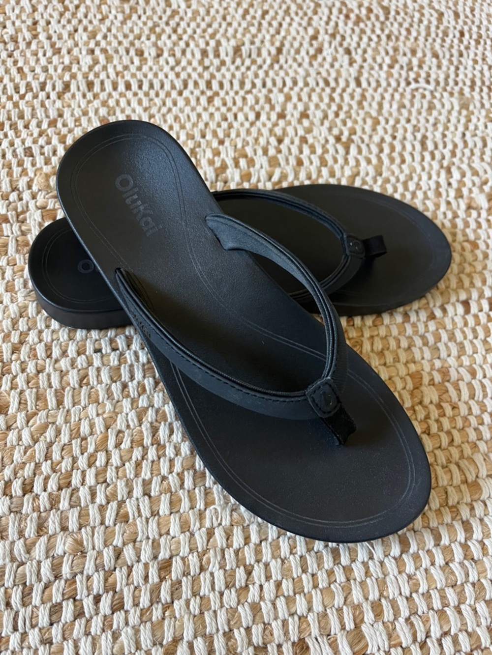 OluKai Women's Black Slip-On Flip Flop Sandals